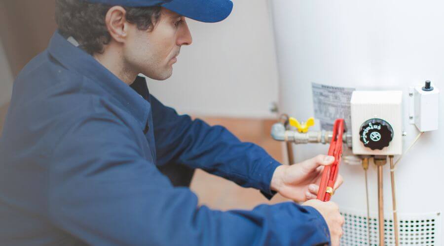 Local expert plumbing services in Milmine, IL